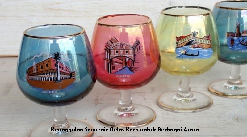 Keunggulan Souvenir Gelas Kaca untuk Berbagai Acara